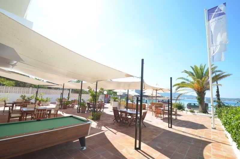 Wi-Ki-Woo (Adults Only) Aparthotel Sant Antoni de Portmany Exterior foto