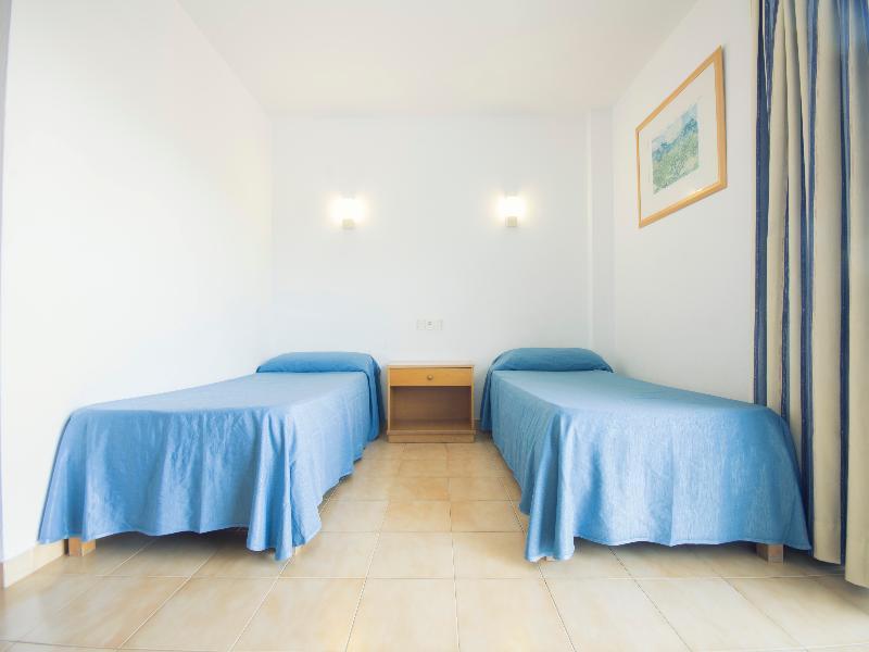 Wi-Ki-Woo (Adults Only) Aparthotel Sant Antoni de Portmany Exterior foto
