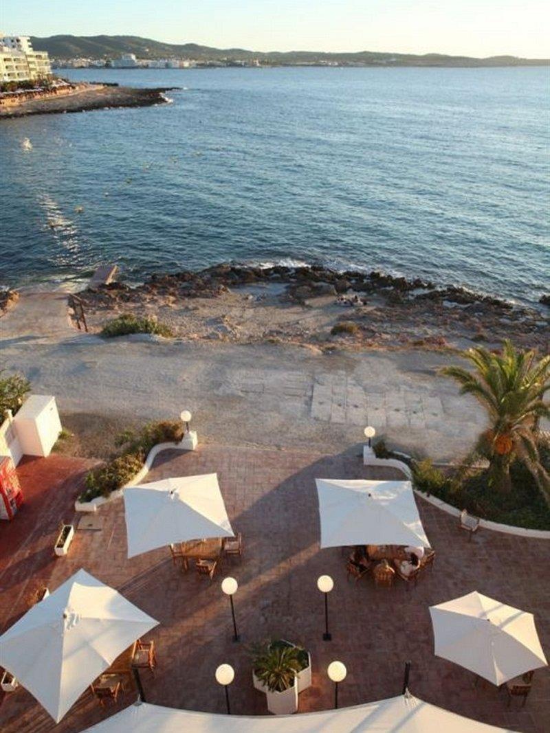 Wi-Ki-Woo (Adults Only) Aparthotel Sant Antoni de Portmany Exterior foto