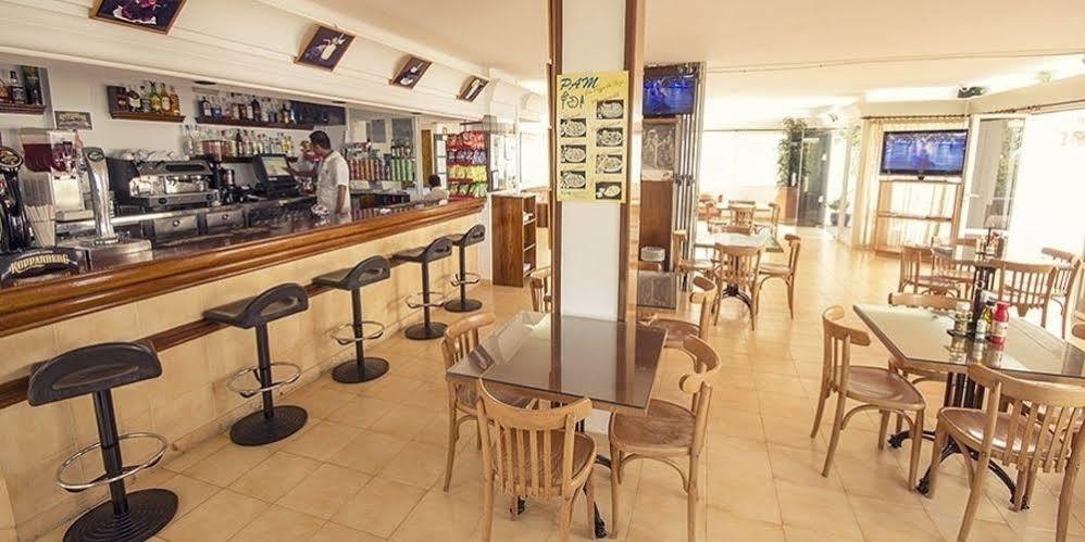 Wi-Ki-Woo (Adults Only) Aparthotel Sant Antoni de Portmany Exterior foto