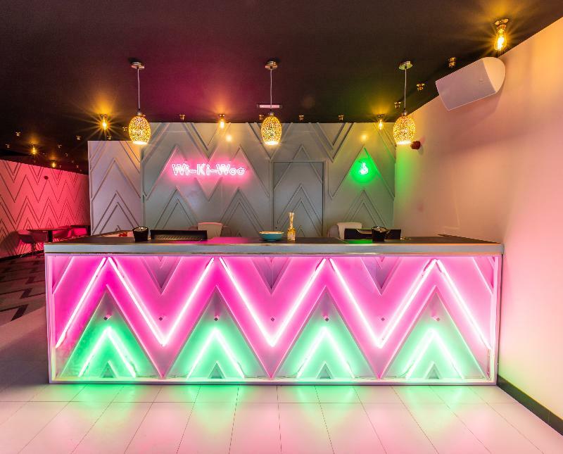Wi-Ki-Woo (Adults Only) Aparthotel Sant Antoni de Portmany Exterior foto