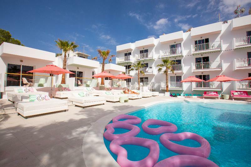 Wi-Ki-Woo (Adults Only) Aparthotel Sant Antoni de Portmany Exterior foto